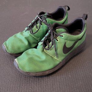 Nike Roshe Run Poison Green